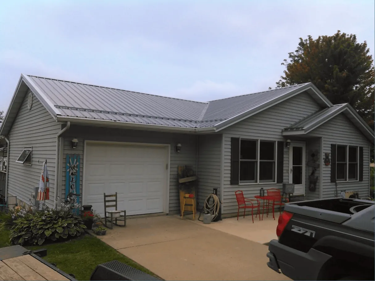 A New Summit Roofing roof replacement in the Quad Cities area